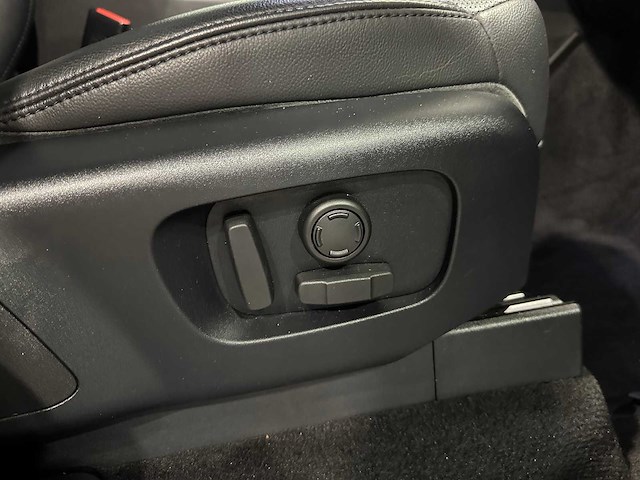 Landrover discovery 5 - p340 3.0l v6 duits kenteken. - afbeelding 14 van  29