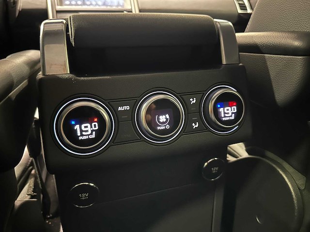 Landrover discovery 5 p340 3.0l v6 duits kenteken - afbeelding 11 van  29