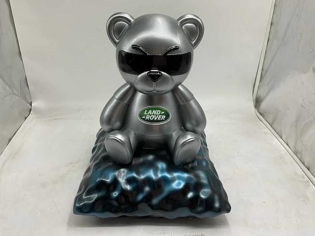 Landrover sculptuur - afbeelding 4 van  6