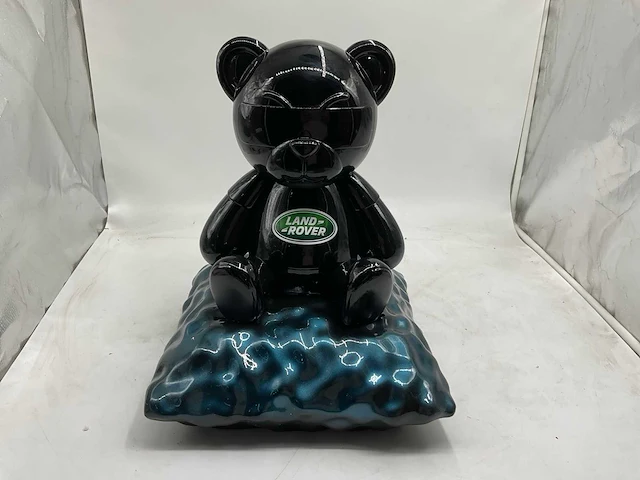 Landrover sculptuur - afbeelding 2 van  6