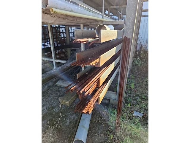 Langmateriaalstelling met inhoud - afbeelding 9 van  11