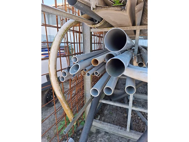 Langmateriaalstelling met inhoud - afbeelding 11 van  11