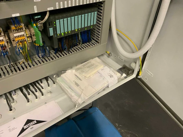 Lantech c-1000-hotmelt dozen opzetmachine - afbeelding 10 van  22