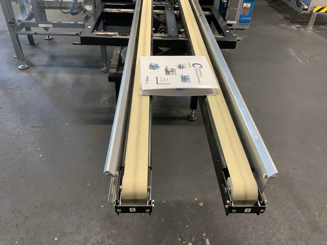 Lantech c-1000-hotmelt dozen opzetmachine - afbeelding 14 van  22
