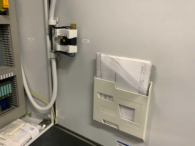 Lantech c-1000-hotmelt dozen opzetmachine - afbeelding 9 van  22