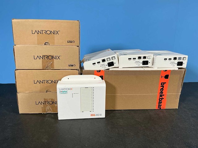 Lantronix - eds-md8 - 8 ports medical device server (17x) - afbeelding 1 van  28