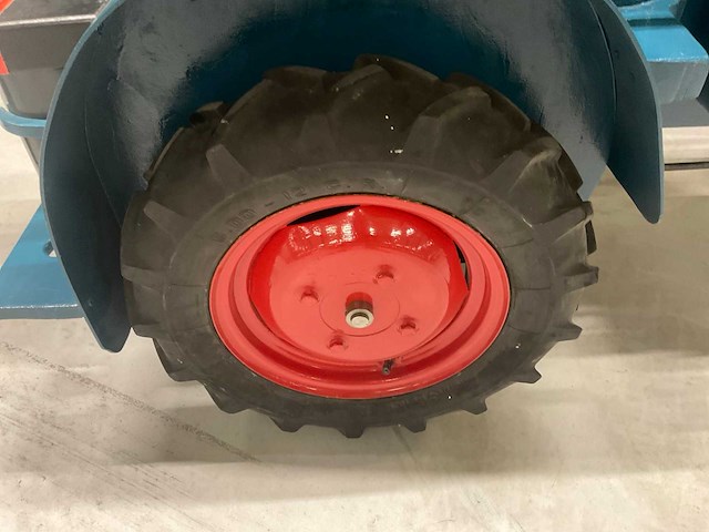 Lanz-bulldog kunstwerk oldtimer tractor - afbeelding 4 van  19