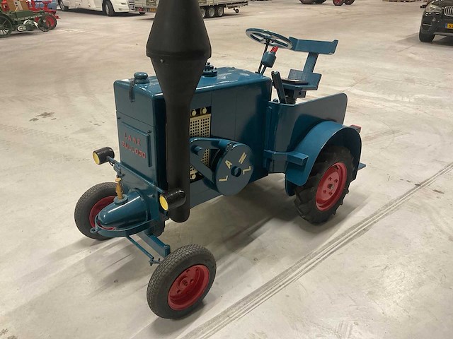 Lanz-bulldog kunstwerk oldtimer tractor - afbeelding 13 van  19