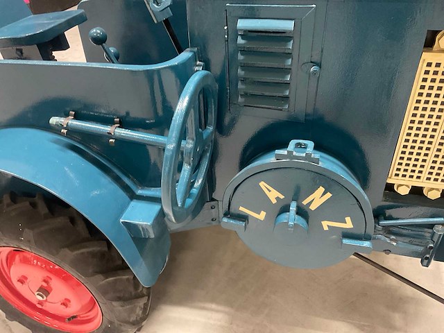 Lanz-bulldog kunstwerk oldtimer tractor - afbeelding 5 van  19