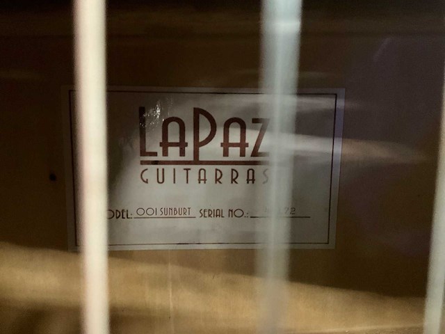Lapaz ooi sunburt akoestische gitaar - afbeelding 5 van  9