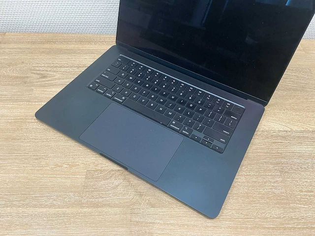 Laptop - apple inc. - mac14,15 - afbeelding 3 van  4