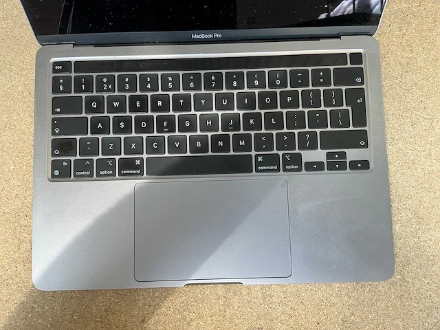 Laptop - apple inc. - mac14,7 - afbeelding 2 van  6