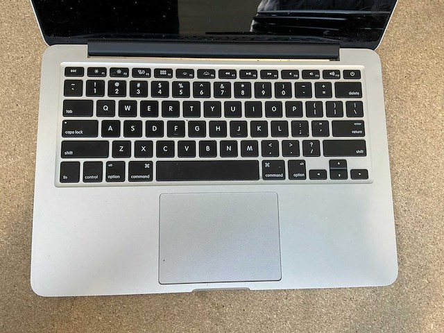 Laptop - apple inc. - macbookpro12,1 - afbeelding 2 van  6