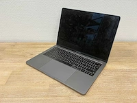 Laptop - apple inc. - macbookpro14,1 - afbeelding 2 van  4