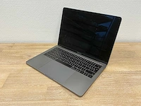 Laptop - apple inc. - macbookpro14,1 - afbeelding 2 van  4