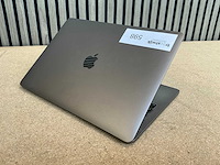 Laptop - apple inc. - macbookpro15,2 - afbeelding 4 van  6