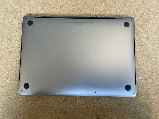 Laptop - apple inc. - macbookpro15,2 - afbeelding 5 van  6