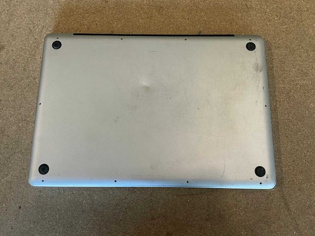Laptop - apple inc. - macbookpro5,2 - afbeelding 2 van  3