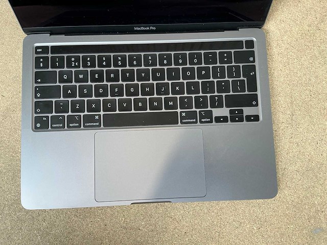 Laptop - apple inc. - mnej3n/a - afbeelding 2 van  4