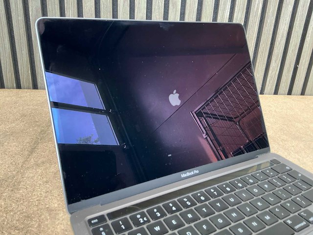 Laptop - apple inc. - z16r00081n/a - afbeelding 3 van  6