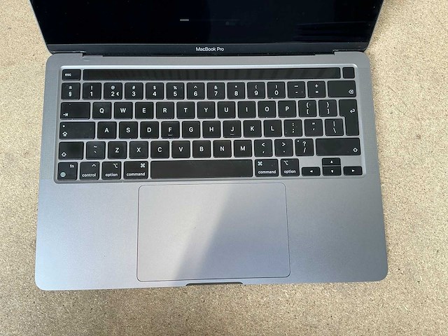 Laptop - apple inc. - z16r000qbn/a - afbeelding 2 van  6