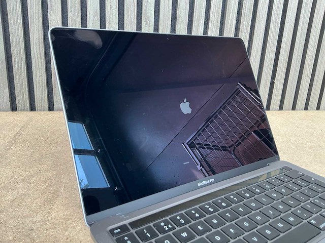 Laptop - apple inc. - z16r000qbn/a - afbeelding 3 van  6