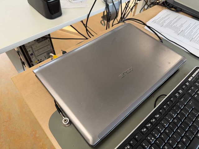 Laptop - asustek computer inc. - n73sv - afbeelding 6 van  6