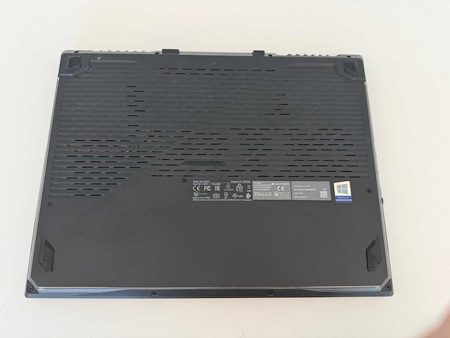 Laptop - asustek computer inc. - rog strix g531gv_g531gv - afbeelding 6 van  7