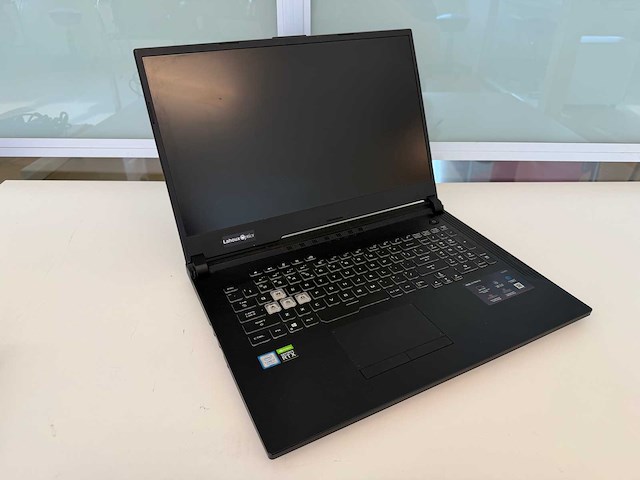 Laptop - asustek computer inc. - rog strix g731gw_g731gw - afbeelding 1 van  7