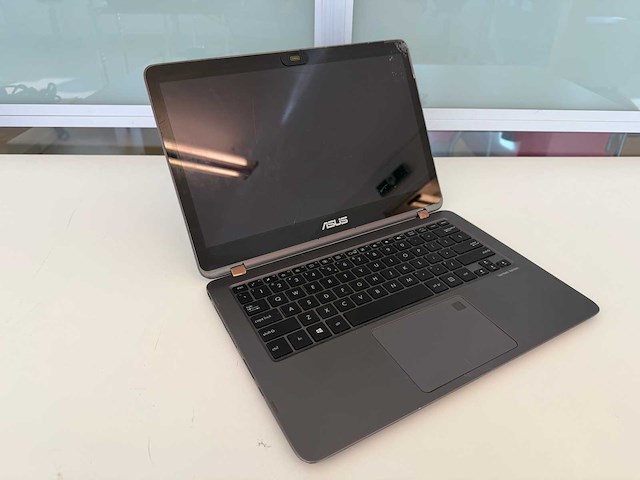 Laptop - asustek computer inc. - ux360ua - afbeelding 1 van  7