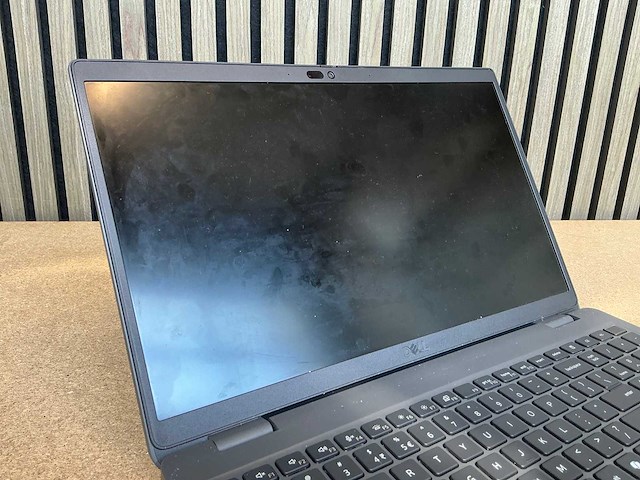 Laptop - dell inc. - latitude 3550 - afbeelding 1 van  1