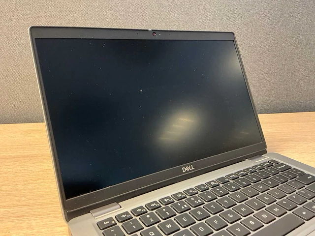 Laptop - dell inc. - latitude 5320 - afbeelding 2 van  8