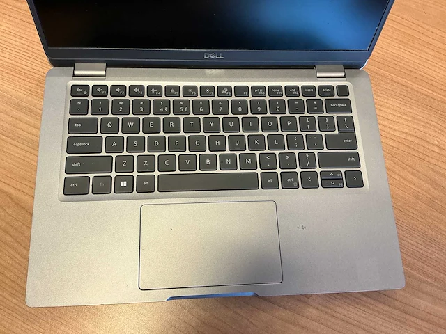 Laptop - dell inc. - latitude 5320 - afbeelding 2 van  6
