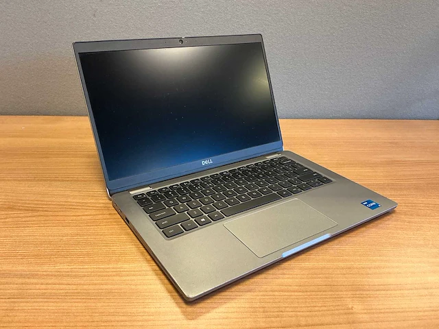 Laptop - dell inc. - latitude 5320 - afbeelding 1 van  7