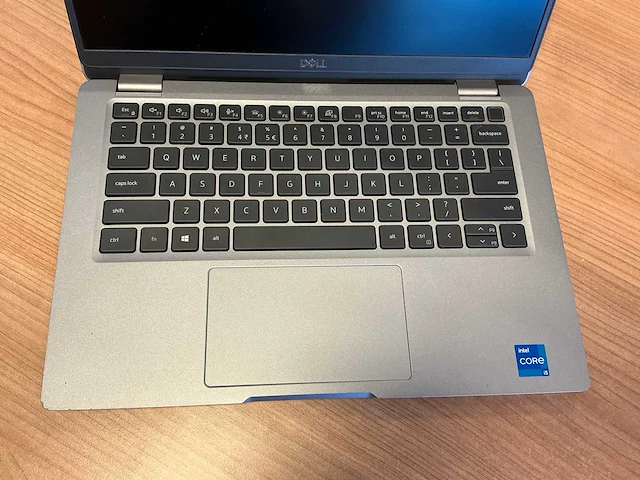 Laptop - dell inc. - latitude 5320 - afbeelding 2 van  7