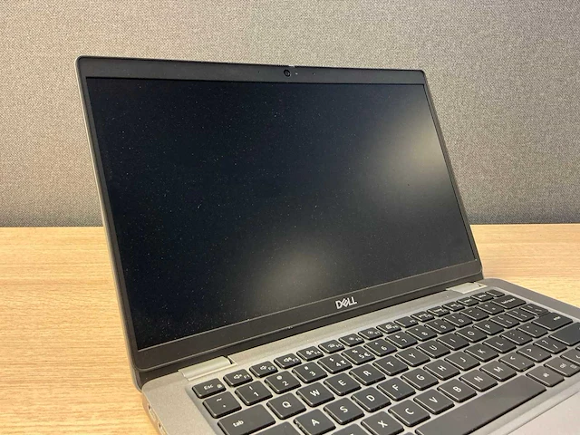 Laptop - dell inc. - latitude 5330 - afbeelding 4 van  8