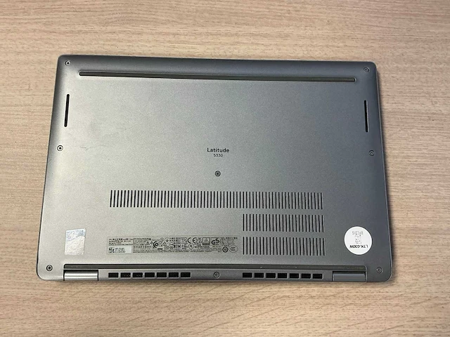 Laptop - dell inc. - latitude 5330 - afbeelding 4 van  7