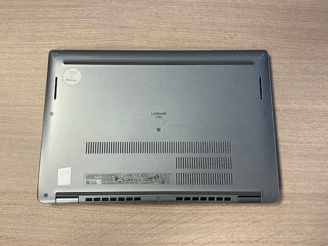 Laptop - dell inc. - latitude 5330 - afbeelding 6 van  8