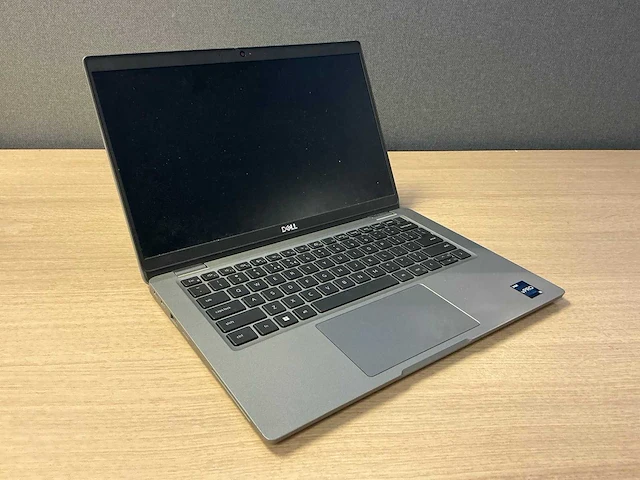 Laptop - dell inc. - latitude 5330 - afbeelding 1 van  8