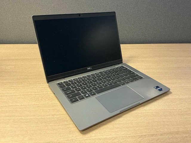 Laptop - dell inc. - latitude 5330 - afbeelding 1 van  8
