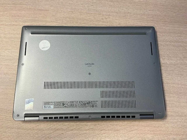 Laptop - dell inc. - latitude 5330 - afbeelding 6 van  8