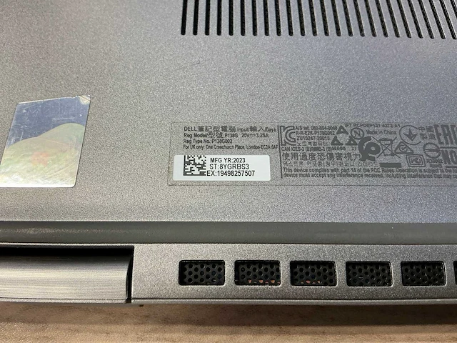 Laptop - dell inc. - latitude 5330 - afbeelding 8 van  8