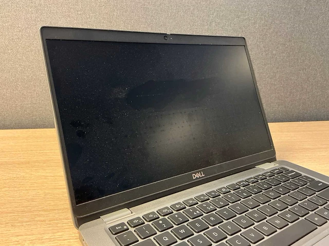Laptop - dell inc. - latitude 5330 - afbeelding 3 van  8