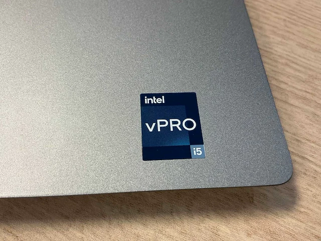 Laptop - dell inc. - latitude 5330 - afbeelding 1 van  9