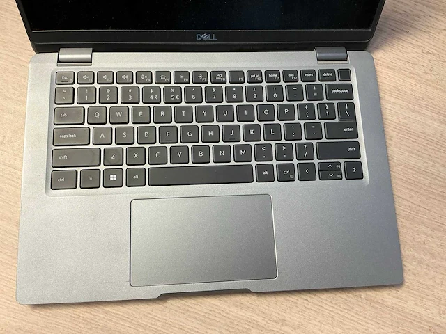 Laptop - dell inc. - latitude 5330 - afbeelding 2 van  8