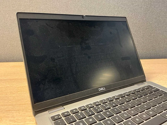 Laptop - dell inc. - latitude 5330 - afbeelding 3 van  8
