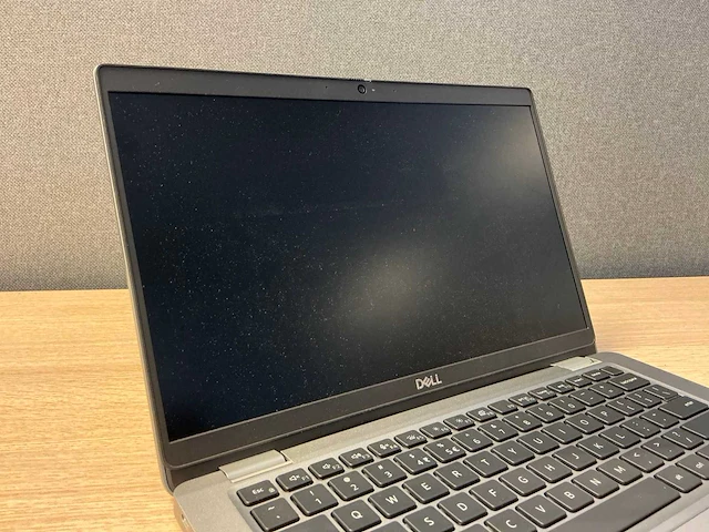 Laptop - dell inc. - latitude 5330 - afbeelding 4 van  8