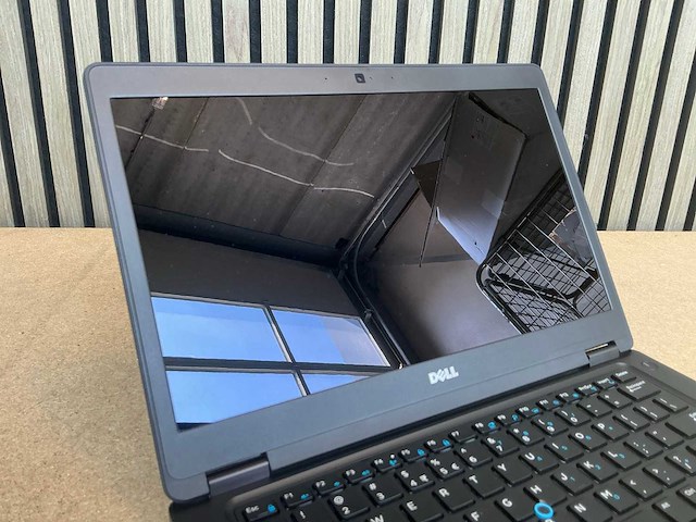 Laptop - dell inc. - latitude 5480 - afbeelding 3 van  5