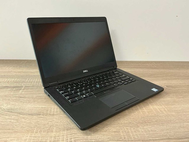 Laptop - dell inc. - latitude 5490 - afbeelding 1 van  7