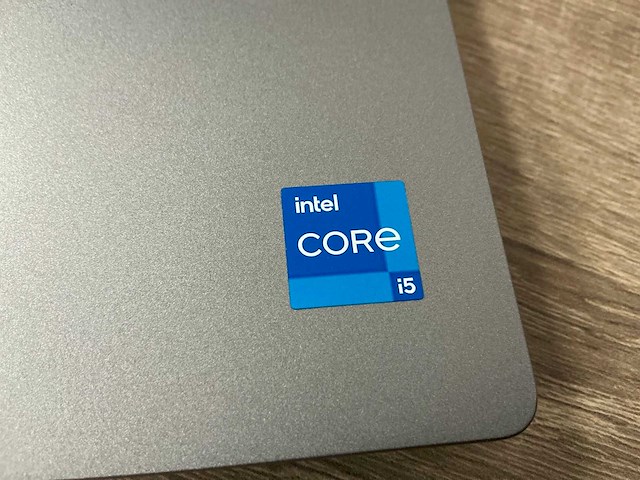 Laptop - dell inc. - latitude 5520 - afbeelding 3 van  7